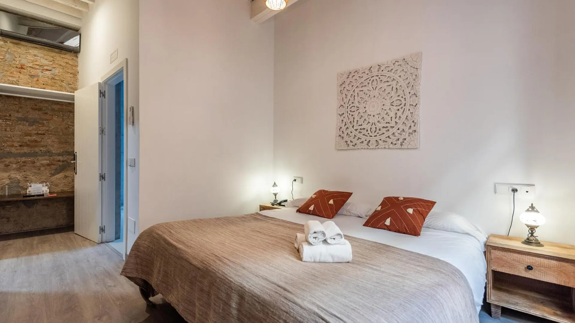 *** Affittacamere KHARooms Málaga Boutique Adults Recommended Spagna